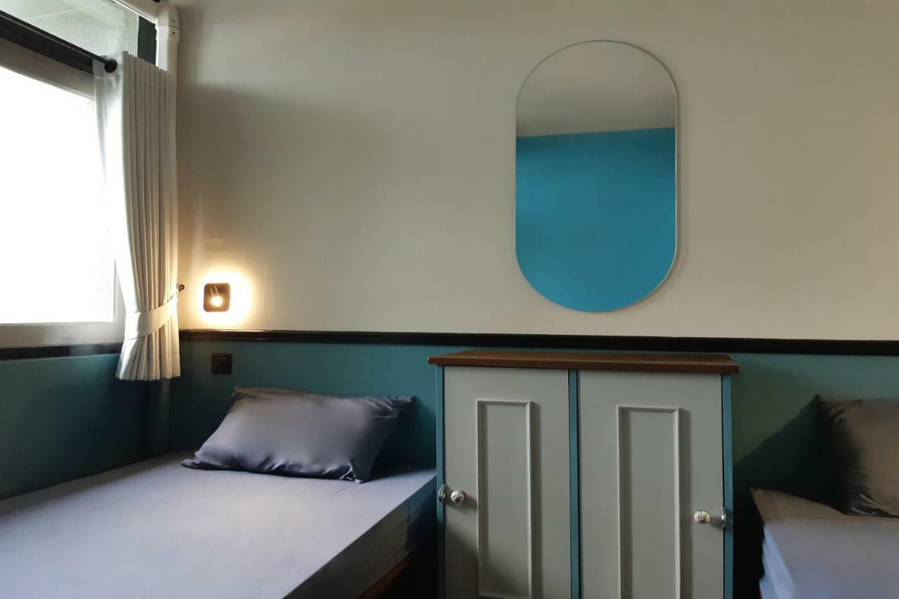 Siam Colors Hostel Банкок Екстериор снимка