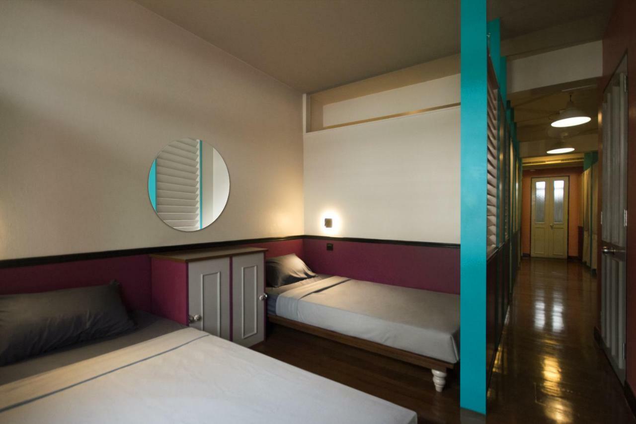 Siam Colors Hostel Банкок Екстериор снимка