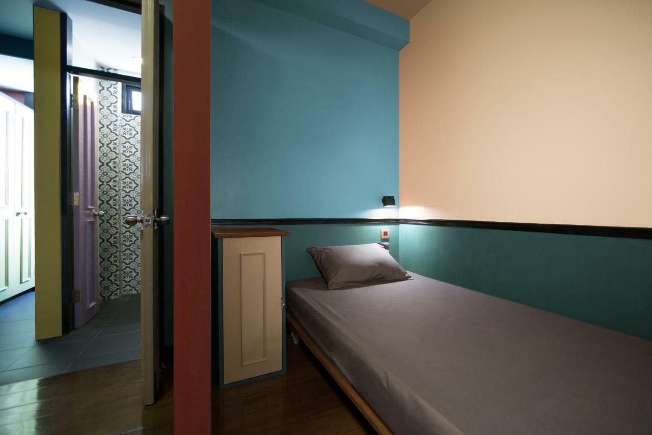 Siam Colors Hostel Банкок Екстериор снимка