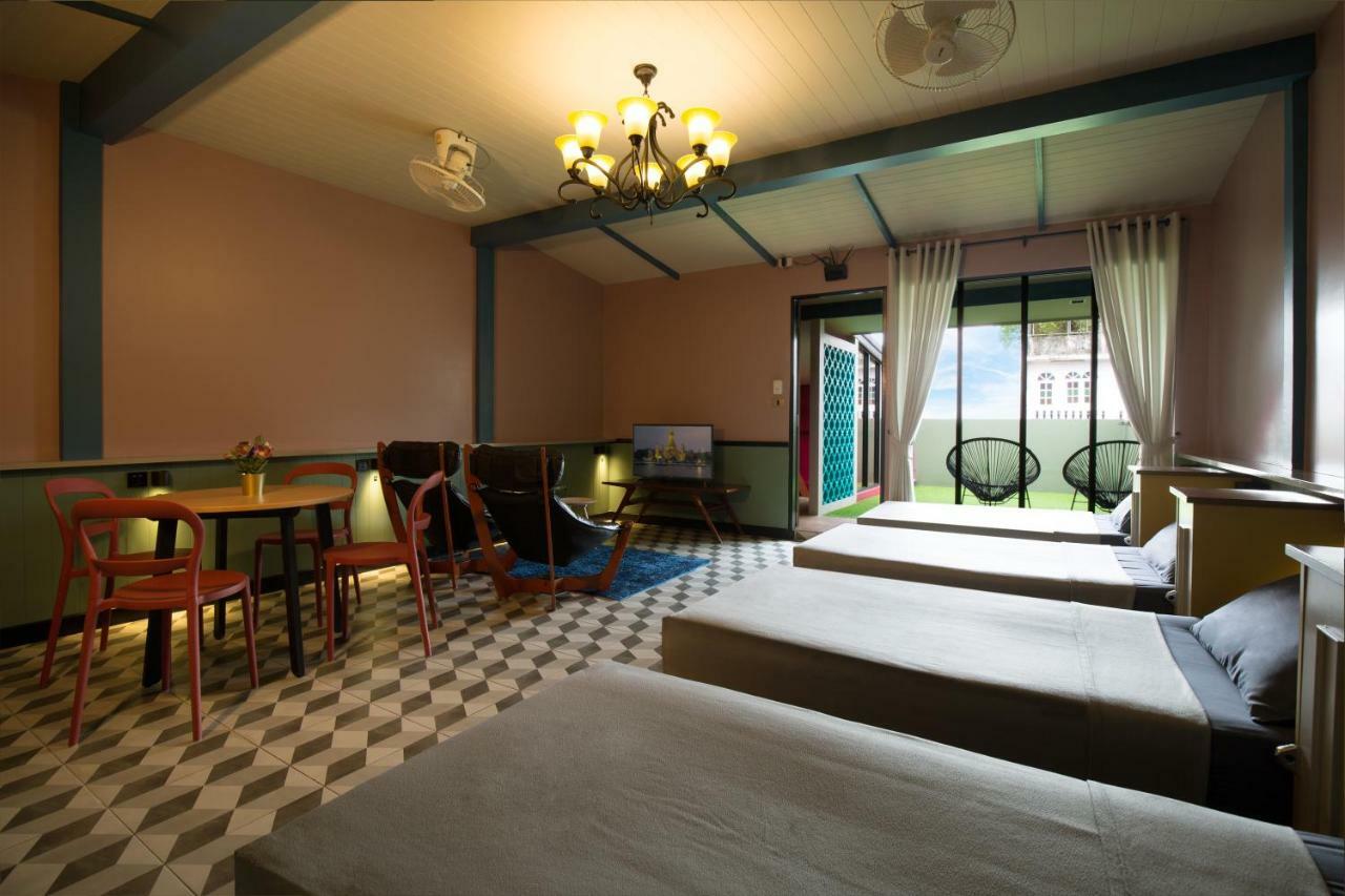 Siam Colors Hostel Банкок Екстериор снимка